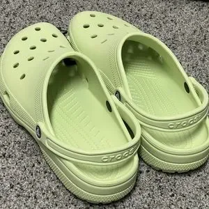 CROCS | Shoes | New Crocs Classic Clog Celery Us 4 Mens  display picture 1